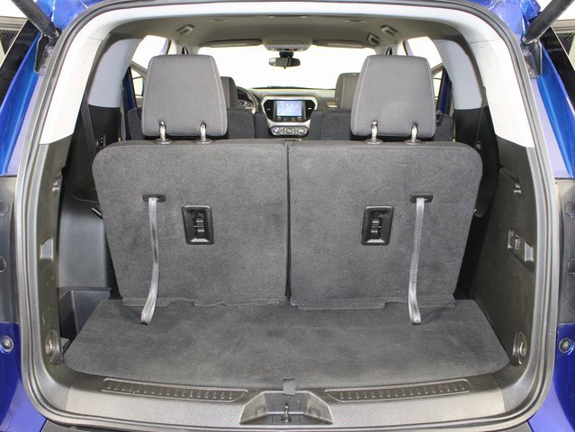 Used 2023 GMC Acadia SLE w/ Driver Convenience Package image 19