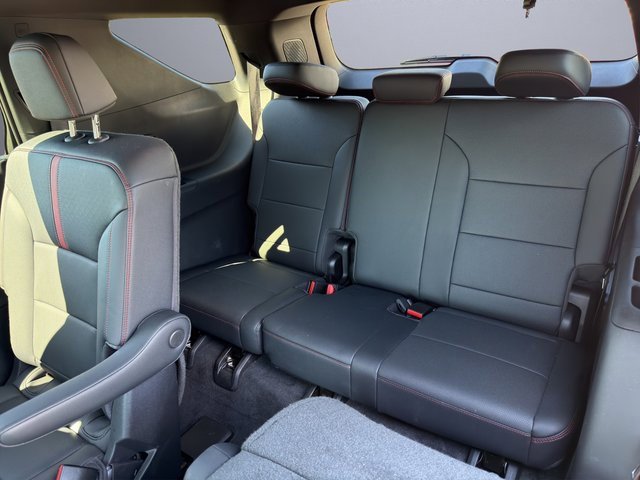 Used 2024 Chevrolet Traverse RS w/ LPO, Floor Liner Package image 20