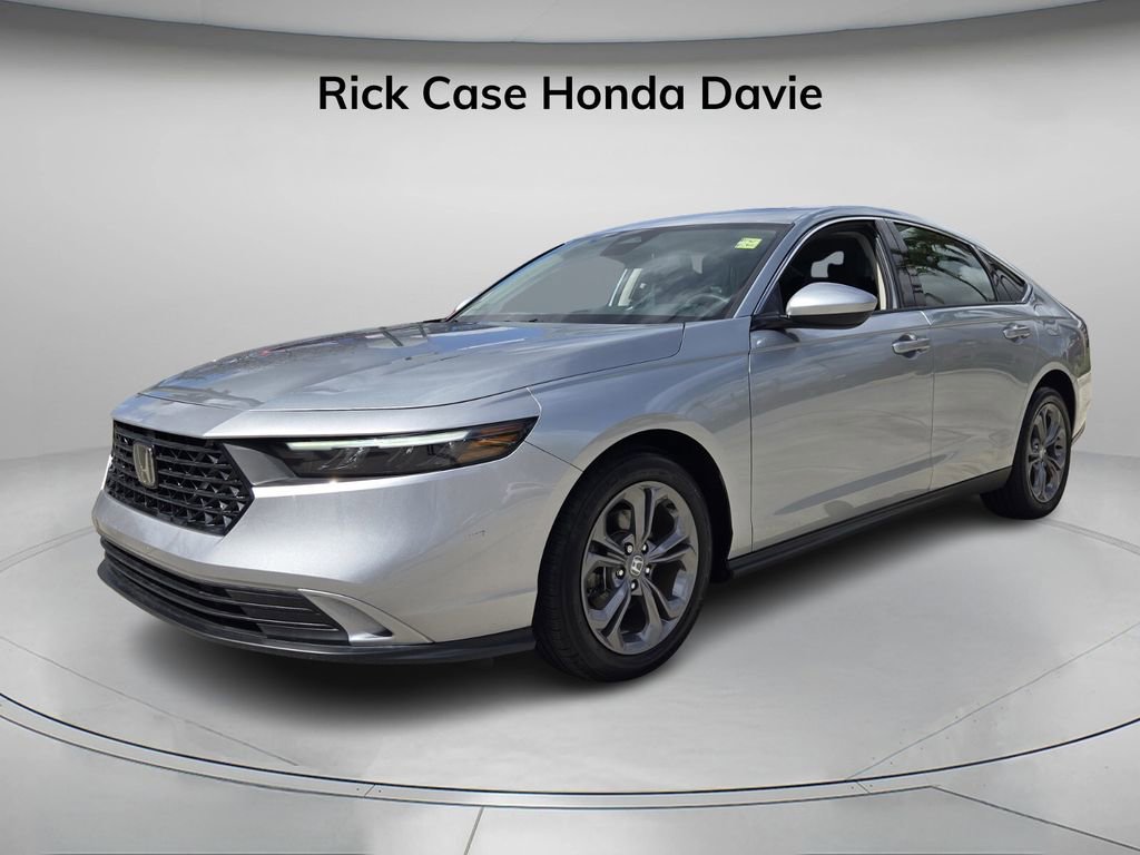 Certified 2024 Honda Accord EX image 8