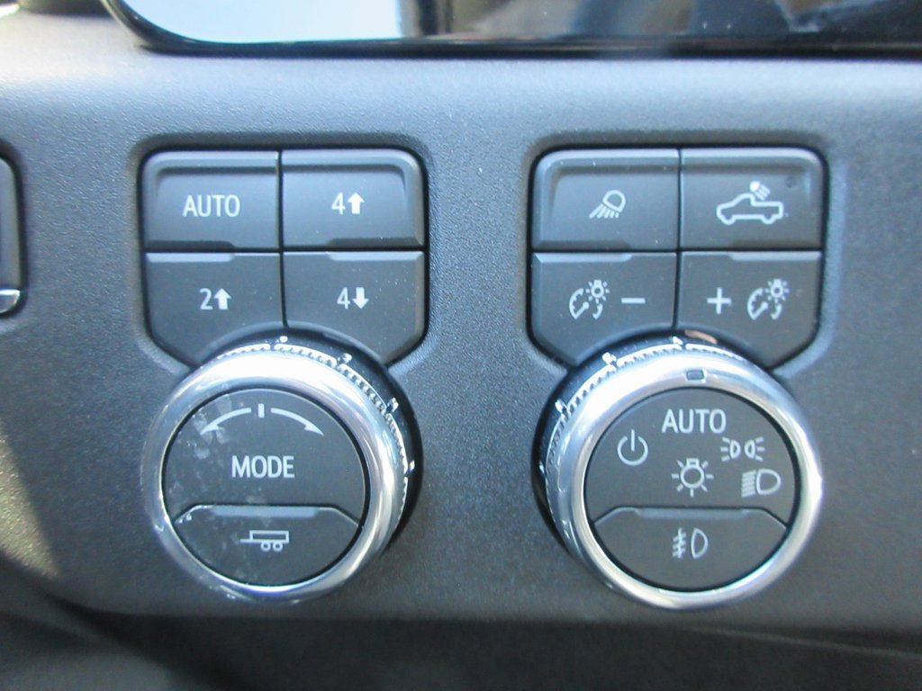 New 2026 GMC Sierra 1500 Elevation w/ Elevation Premium Package image 18