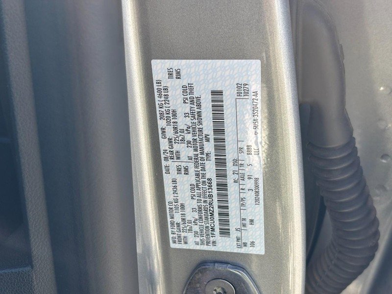 Used 2024 Ford Escape ST-Line w/ Equipment Group 301A image 26