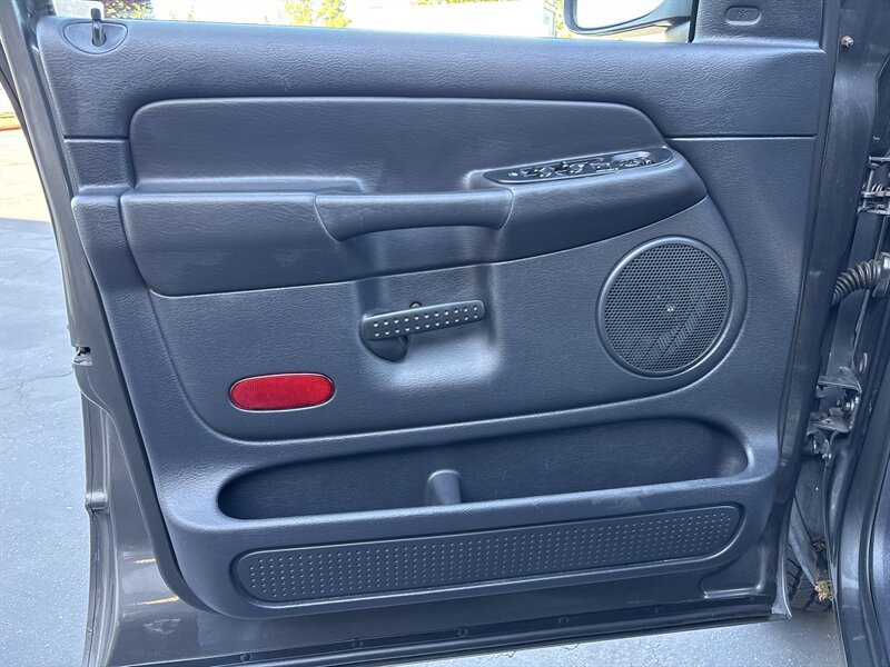 Used 2003 Dodge Ram 2500 Truck ST RWD image 27