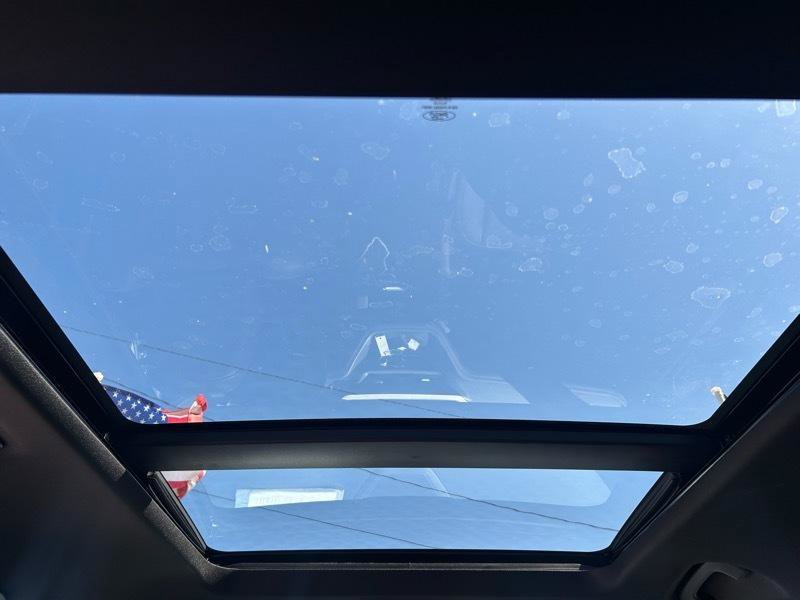 Used 2025 Ford Explorer Platinum w/ Ultimate Package image 16