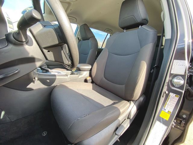 Used 2024 Toyota RAV4 LE image 17