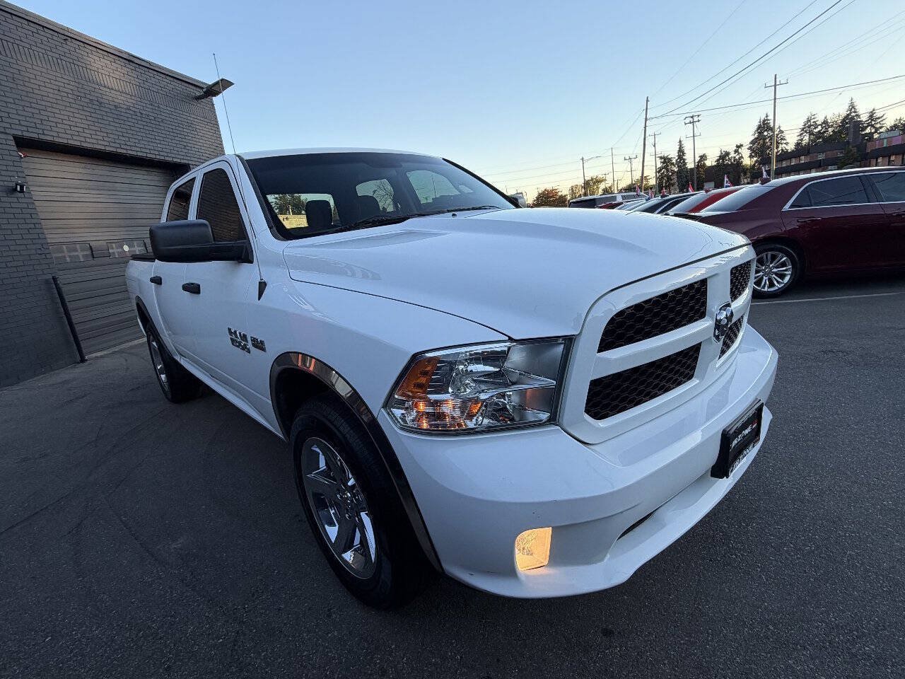 Used 2016 RAM 1500 Express w/ Popular Equipment Group AWD/4WD image 3