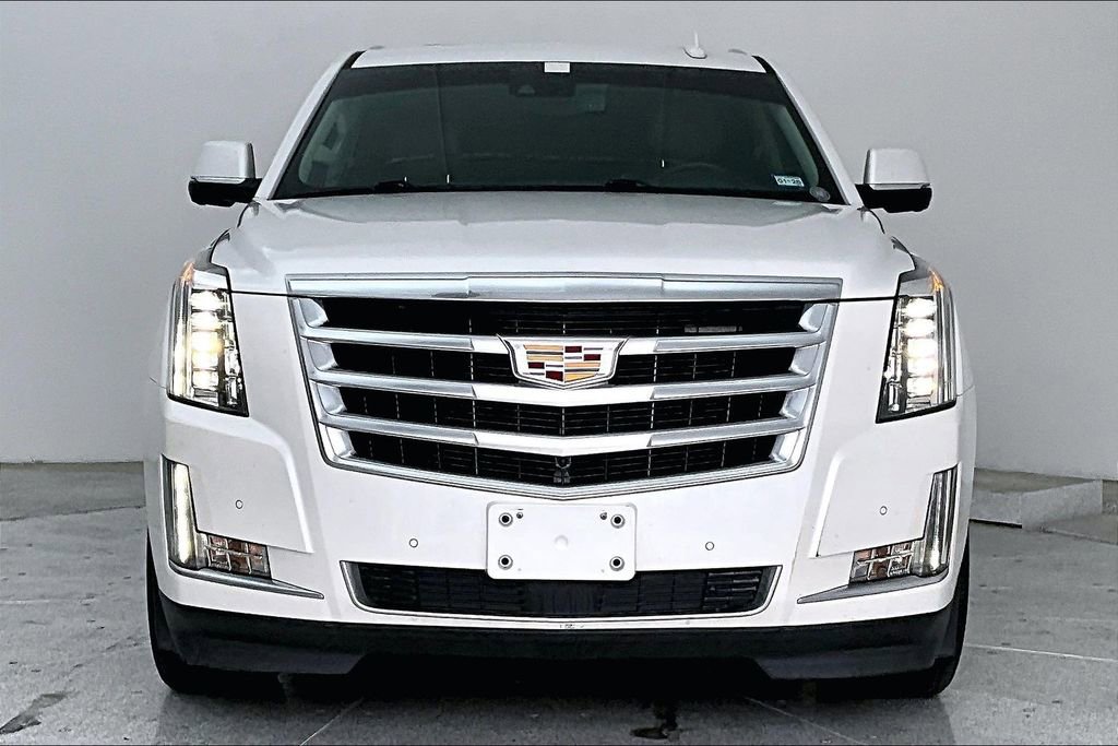 Used 2016 Cadillac Escalade Premium image 5