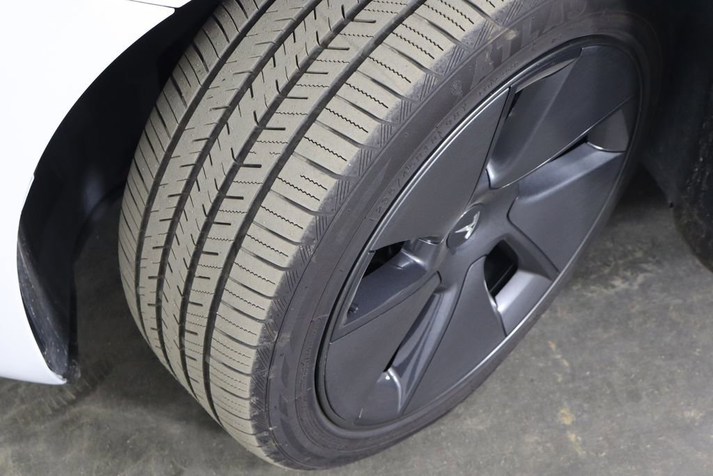 Used 2023 Tesla Model 3 Standard Range RWD image 42