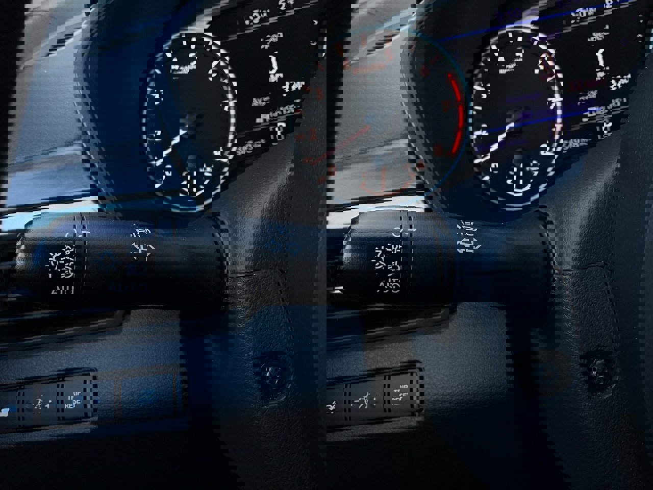 Used 2025 Nissan Altima 2.5 SV image 34