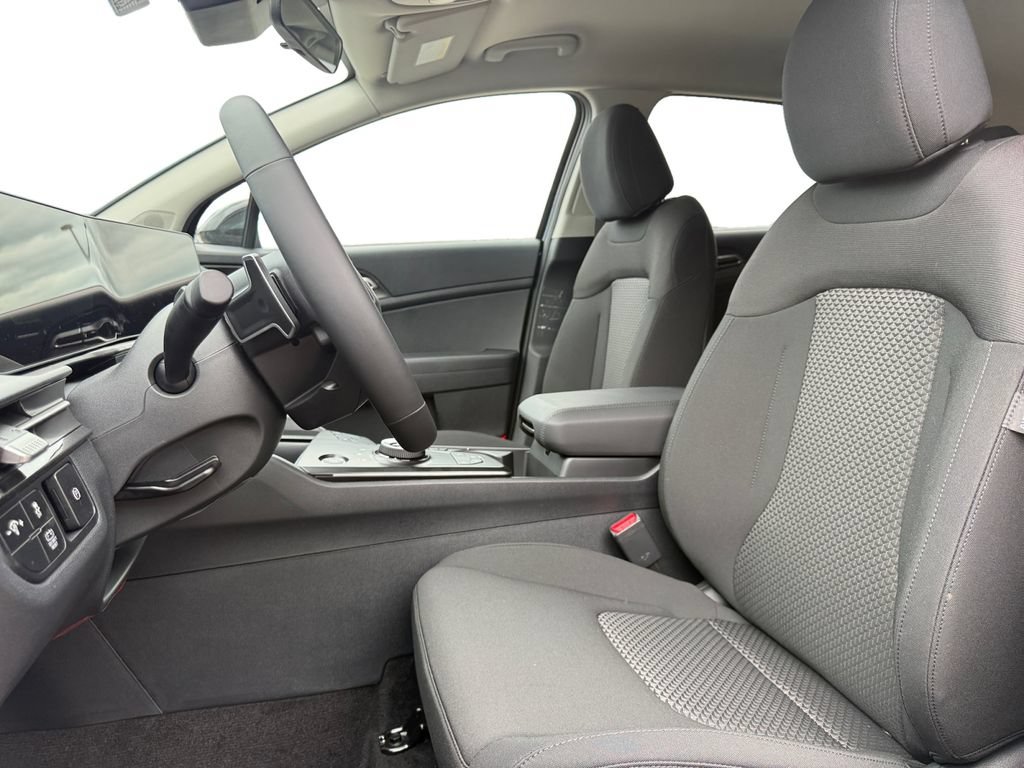 New 2026 Kia Sportage S AWD/4WD image 9