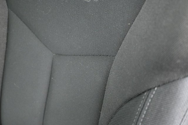 Used 2017 Hyundai Veloster Value Edition FWD image 13