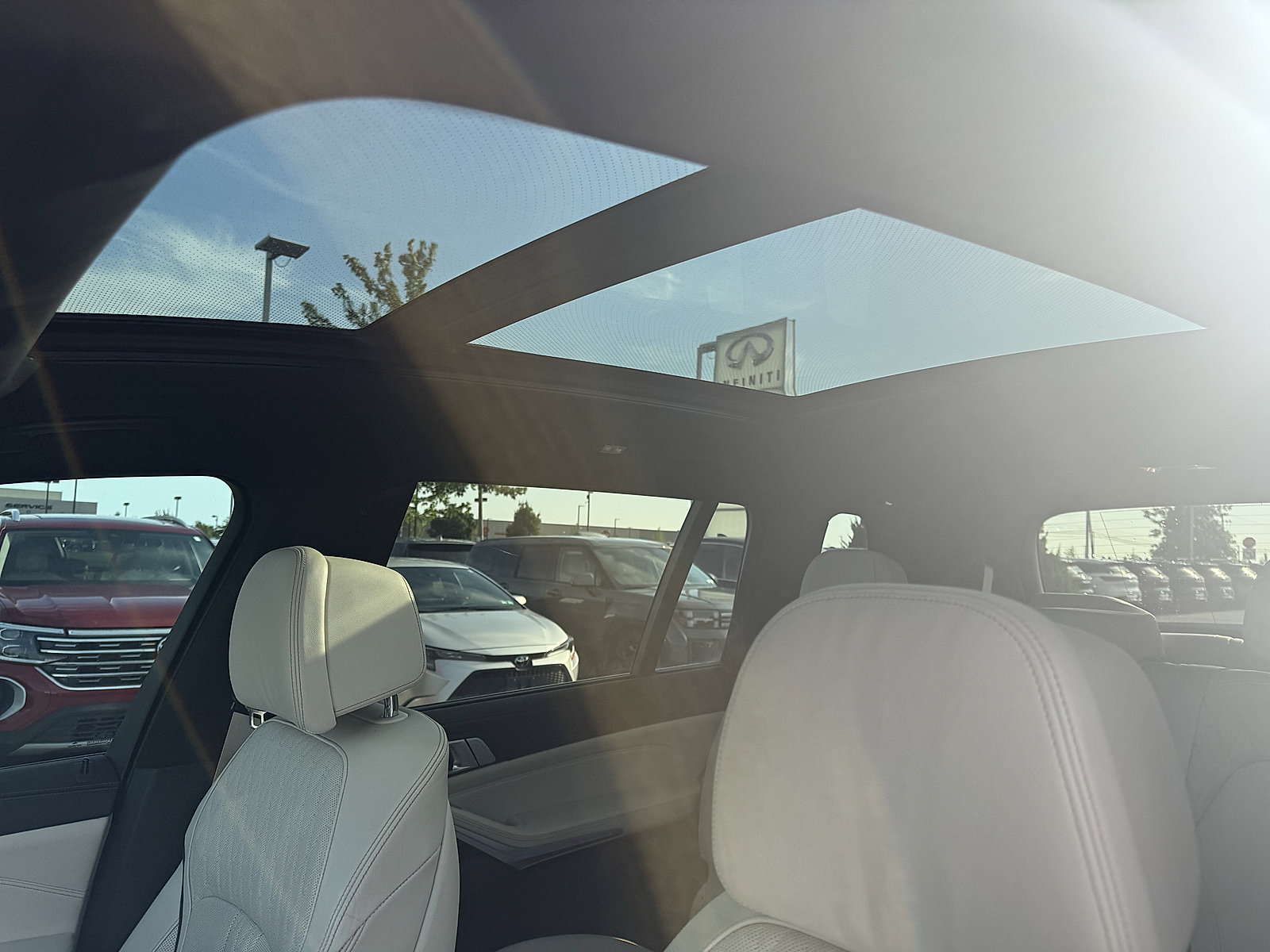 Used 2021 BMW X7 M50i AWD/4WD image 21