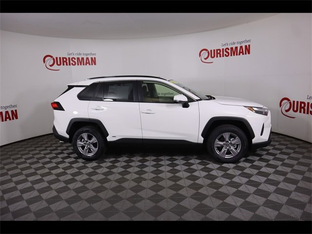 Used 2025 Toyota RAV4 XLE w/ Convenience Package image 13