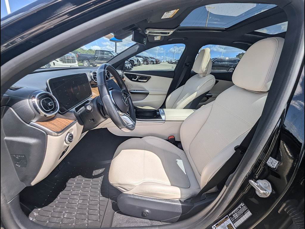 Used 2023 Mercedes-Benz C 300 4MATIC Sedan image 20
