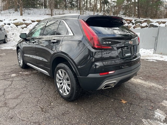 Used 2020 Cadillac XT4 Premium Luxury w/ Cold Weather Package image 8