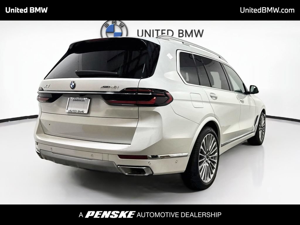Certified 2025 BMW X7 xDrive40i w/ Parking Assistance Package AWD/4WD image 5