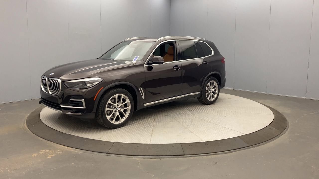 Used 2023 BMW X5 xDrive40i w/ Premium Package AWD/4WD image 9