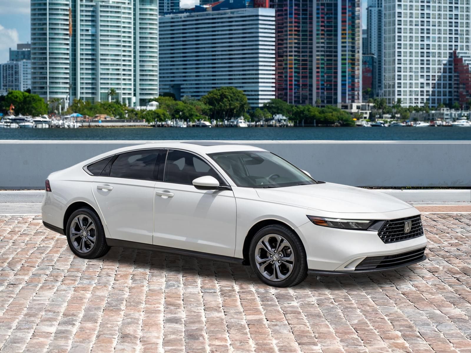 Used 2023 Honda Accord EX video 3