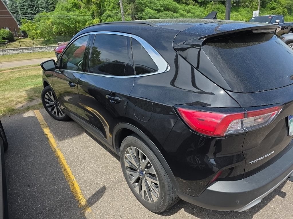 Used 2020 Ford Escape Titanium AWD/4WD image 7