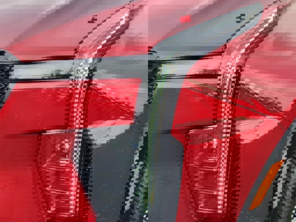 Certified 2024 Cadillac XT4 Sport image 5