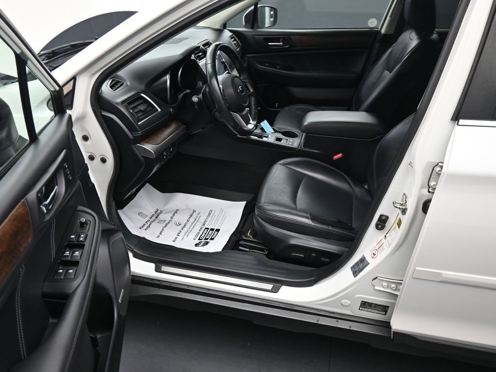 Used 2018 Subaru Outback 3.6R Limited image 15