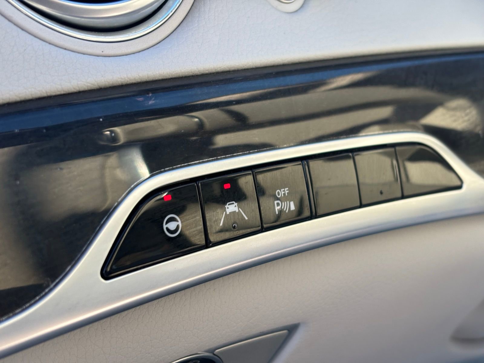 Used 2016 Mercedes-Benz S 550 Sedan image 16