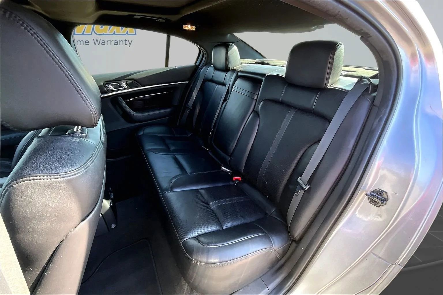 Used 2010 Lincoln MKS AWD image 13