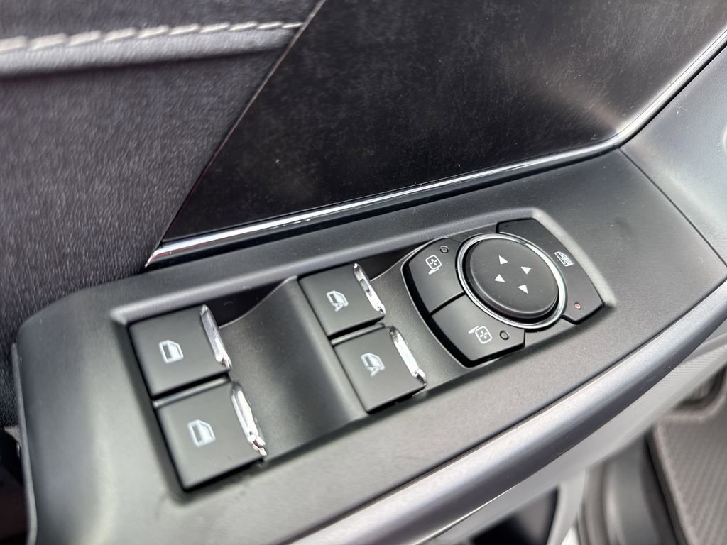 New 2025 Ford F150 Lightning XLT image 11