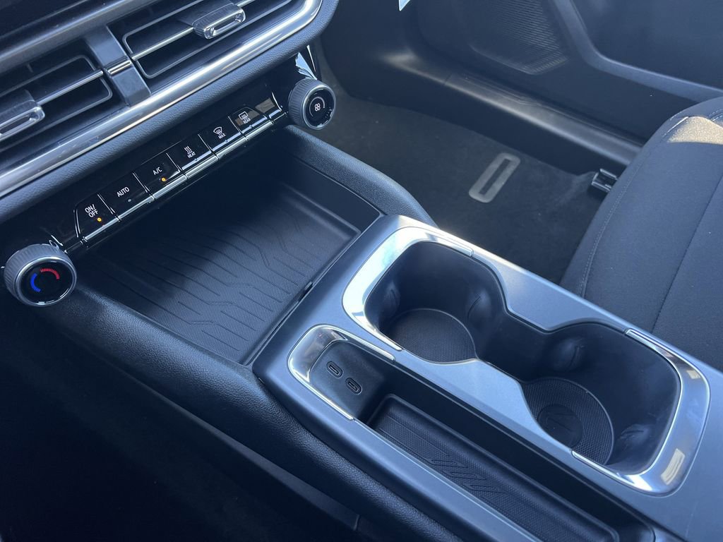 New 2026 Chevrolet Equinox EV LT image 7