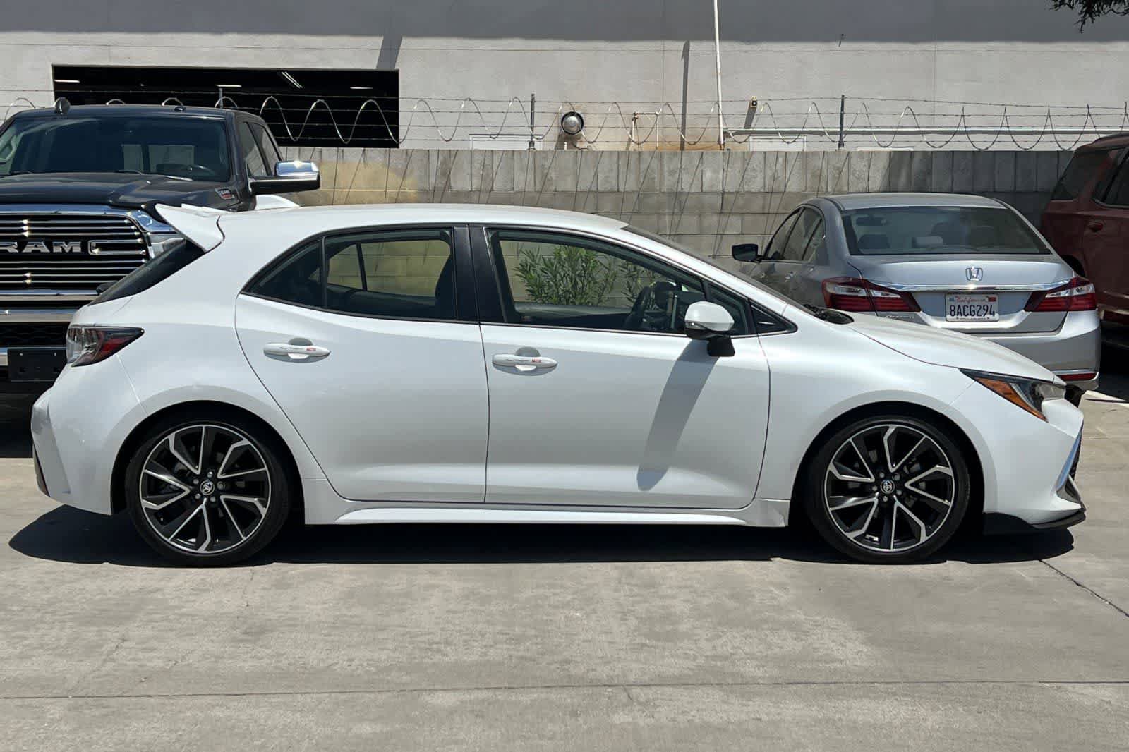 Used 2021 Toyota Corolla XSE FWD image 9