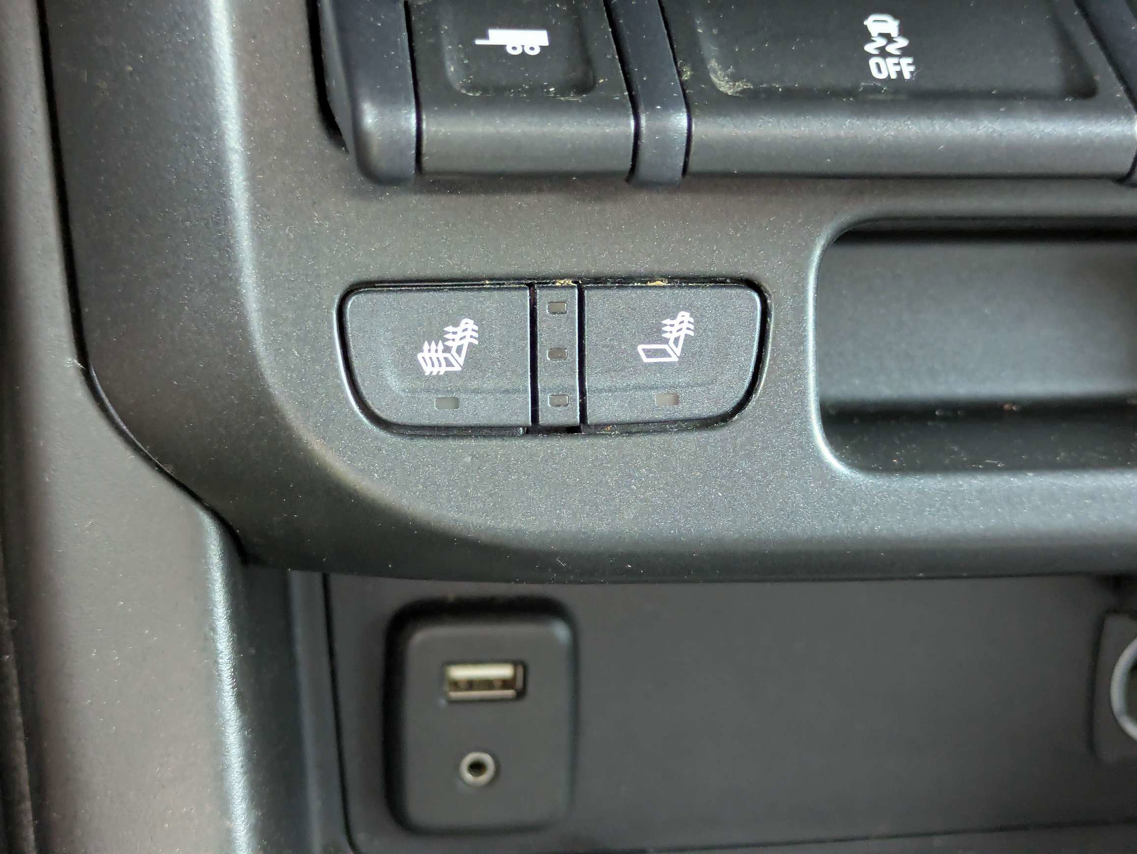 Used 2018 GMC Canyon All Terrain AWD/4WD image 22