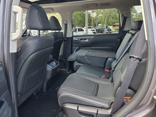 Certified 2025 INFINITI QX80 Luxe image 13