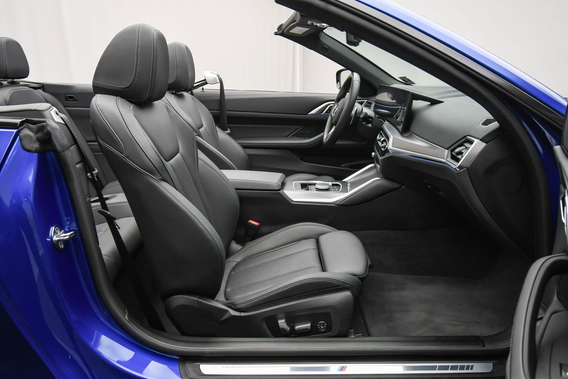 Used 2024 BMW 440i xDrive Convertible image 47