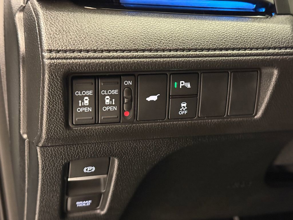 New 2026 Honda Odyssey Touring image 24