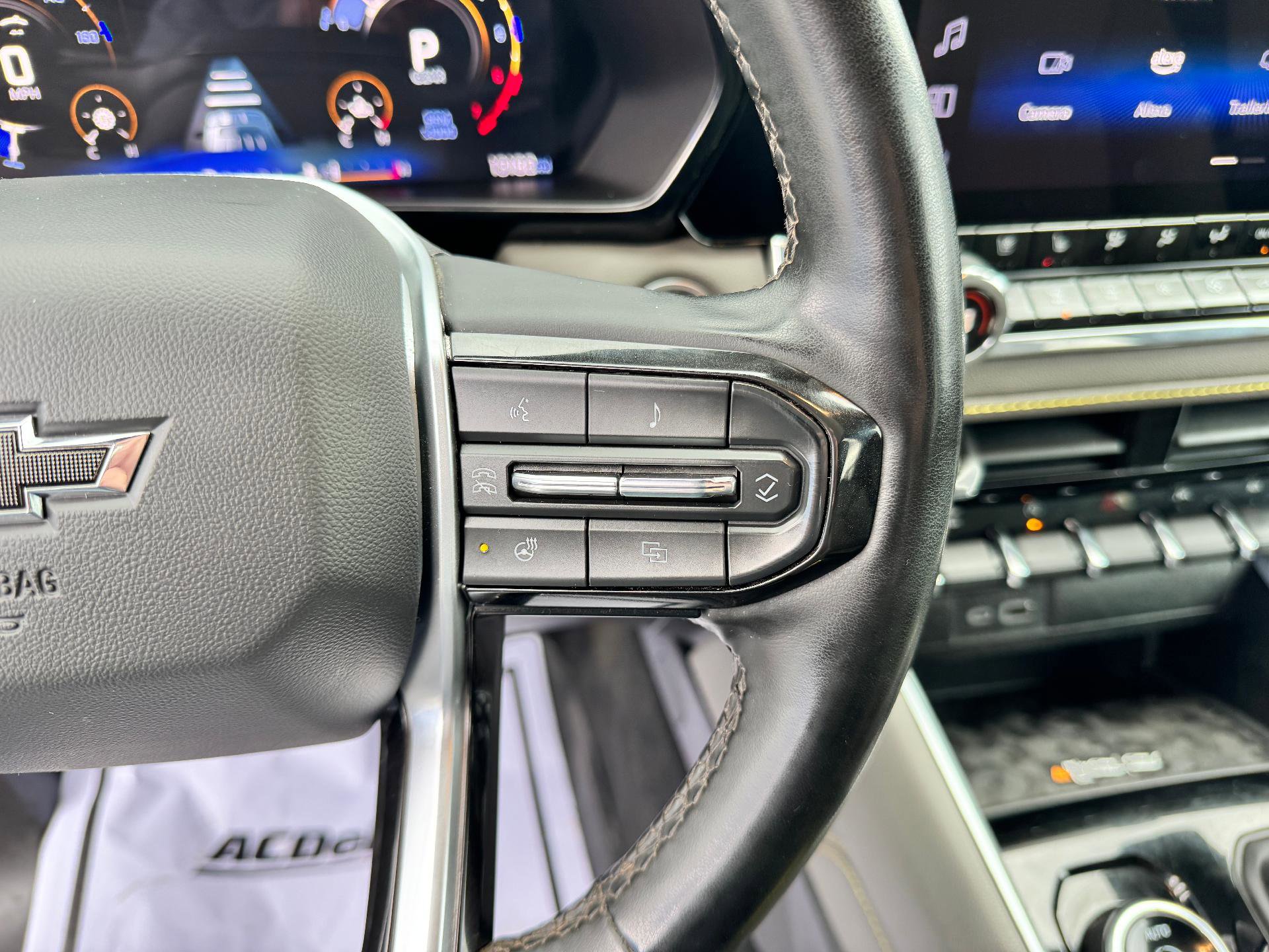 Used 2024 Chevrolet Colorado ZR2 w/ ZR2 Convenience Package III image 22