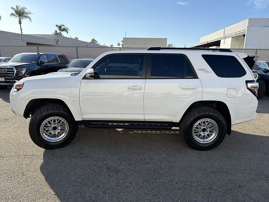 Used 2024 Toyota 4Runner TRD Off-Road Premium w/ Off Road Premium Plus Package AWD/4WD image 8