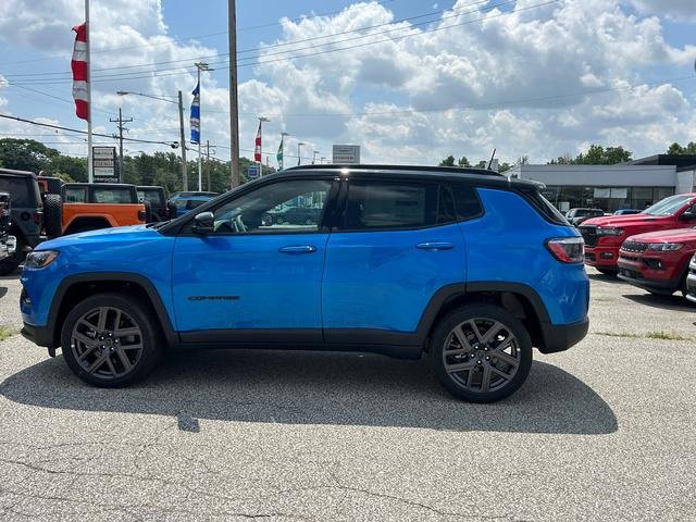 New 2025 Jeep Compass Limited w/ Sun and Sound Group image 6