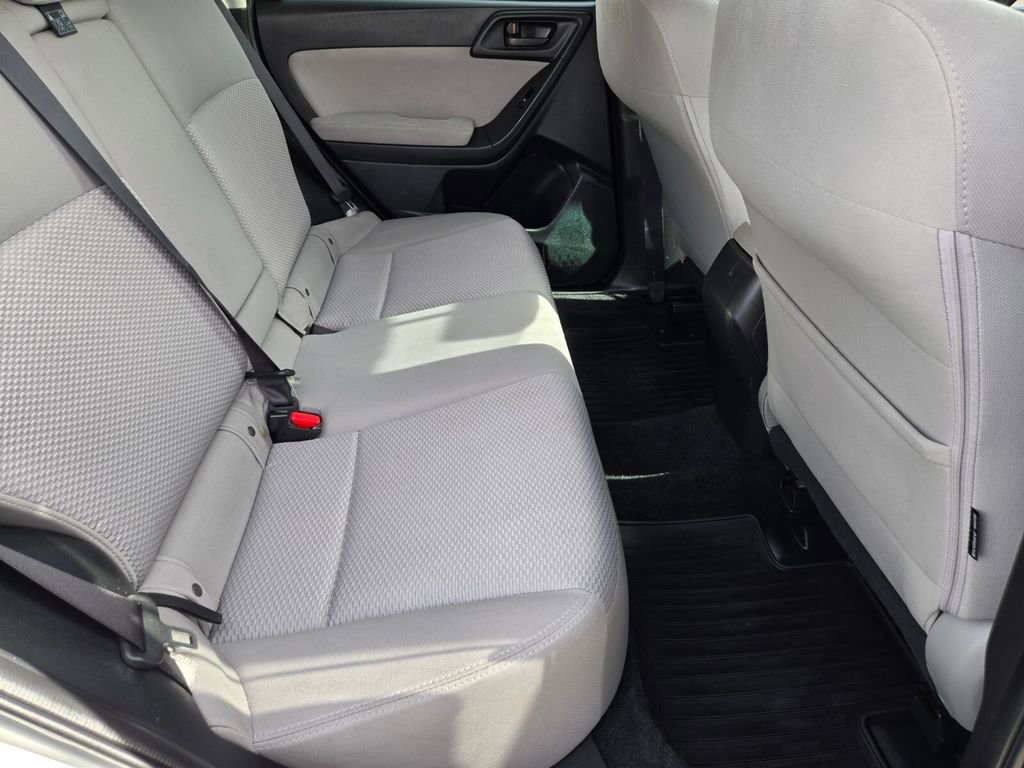 Used 2015 Subaru Forester 2.5i Premium w/ All-Weather Package AWD/4WD image 18