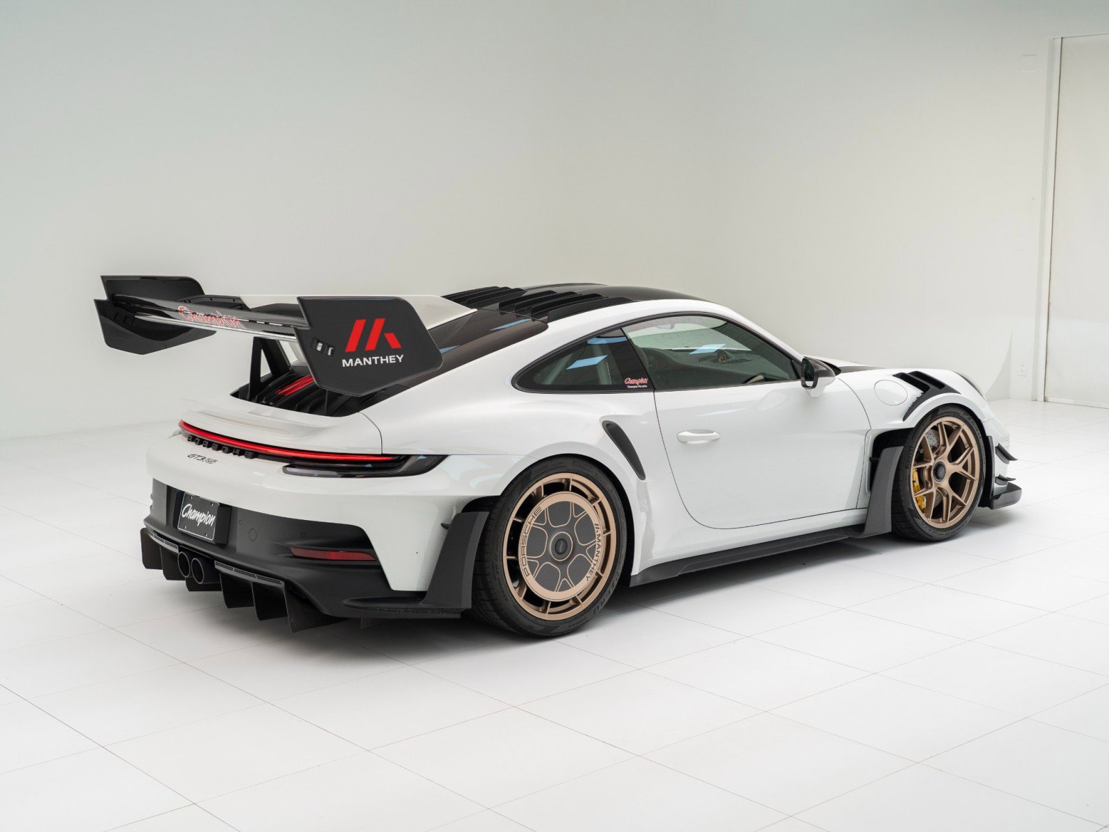 Certified 2025 Porsche 911 GT3 RS RWD image 9