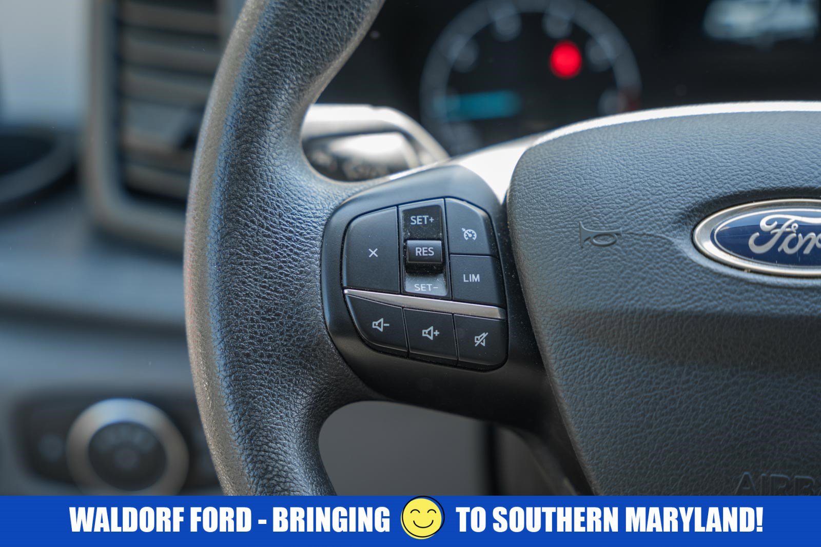 Used 2024 Ford Transit 350 XLT image 36