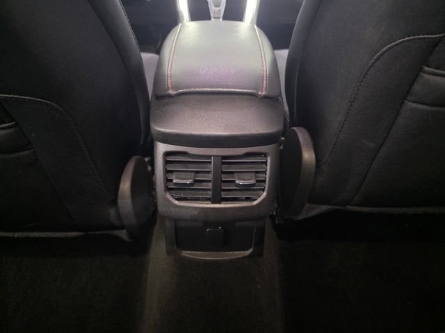 Used 2016 Ford Fusion SE FWD image 26