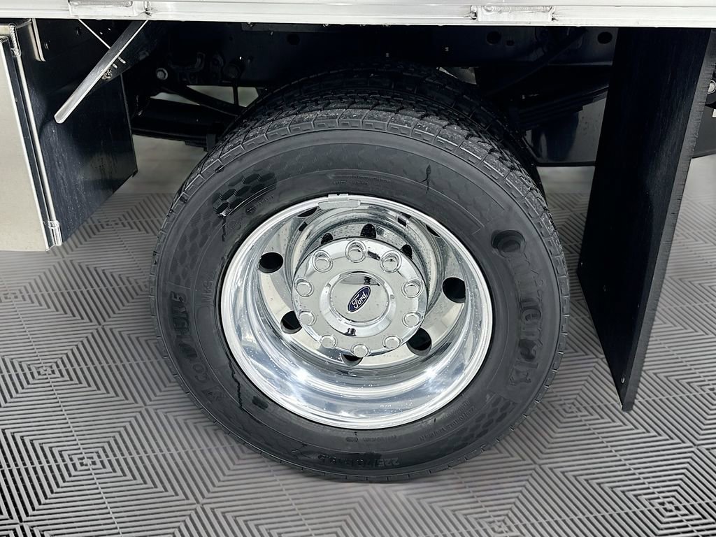 New 2026 Ford F450 XLT w/ XLT Value Package AWD/4WD image 16