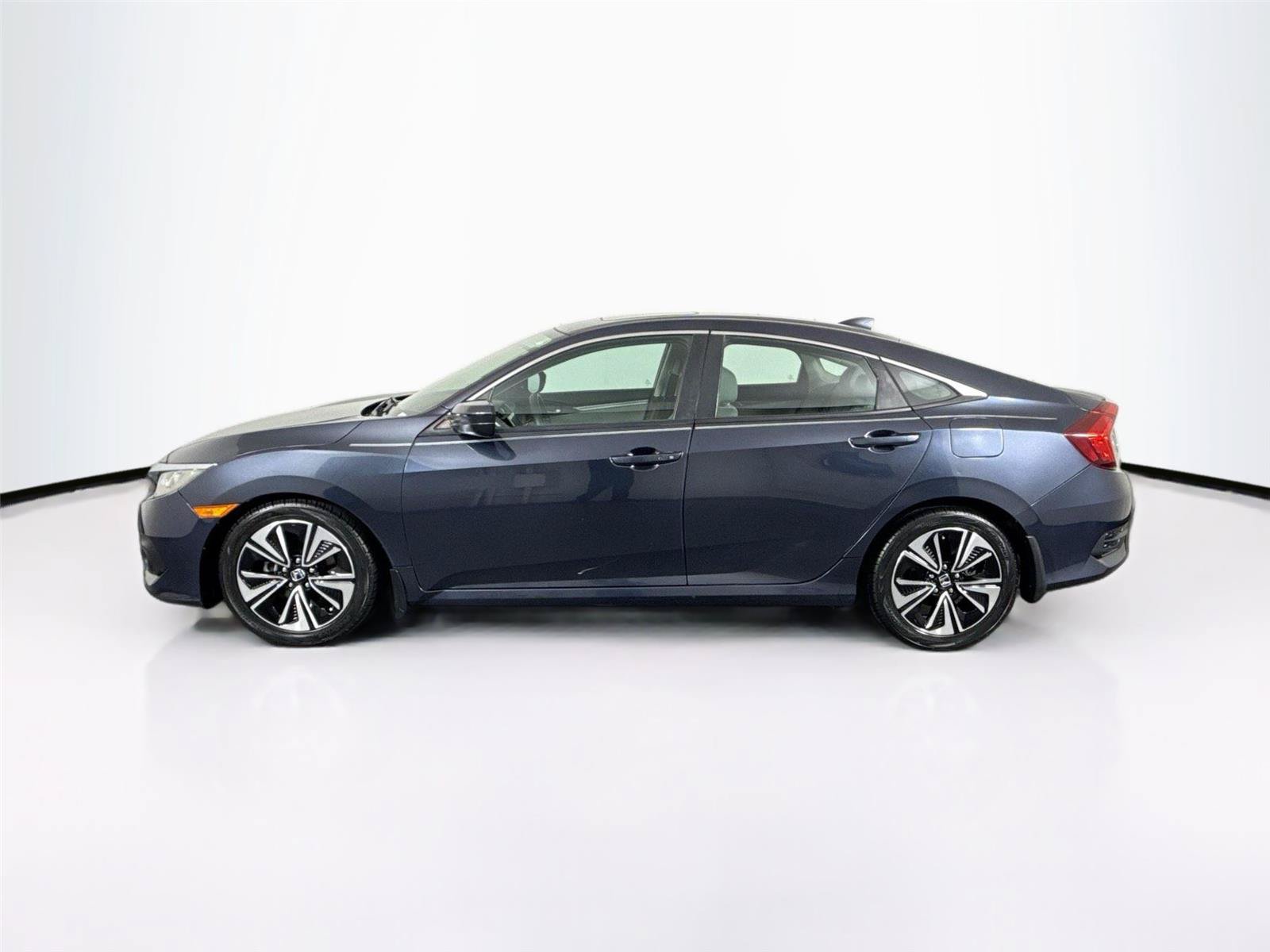 Used 2016 Honda Civic EX-T image 13