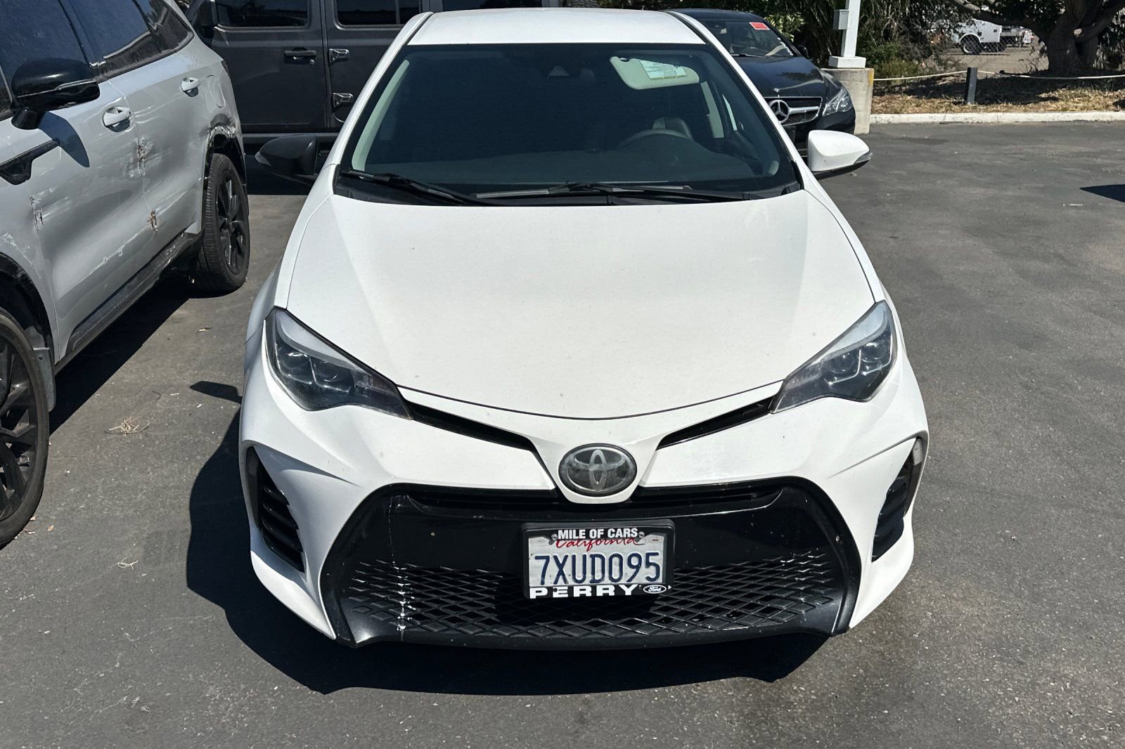 Used 2017 Toyota Corolla SE w/ Carpet Mat Package (TMS) image 2