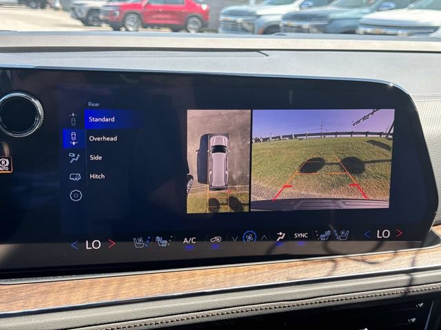 New 2026 Chevrolet Suburban High Country AWD/4WD image 34