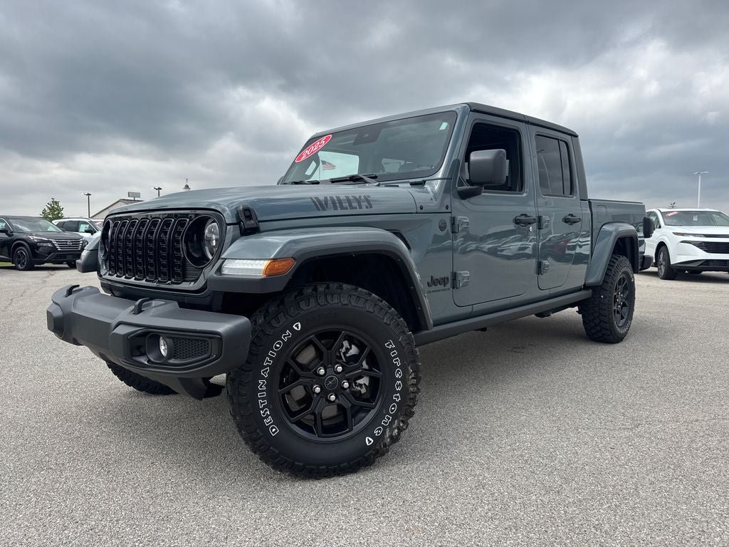 Used 2025 Jeep Gladiator Overland AWD/4WD image 1