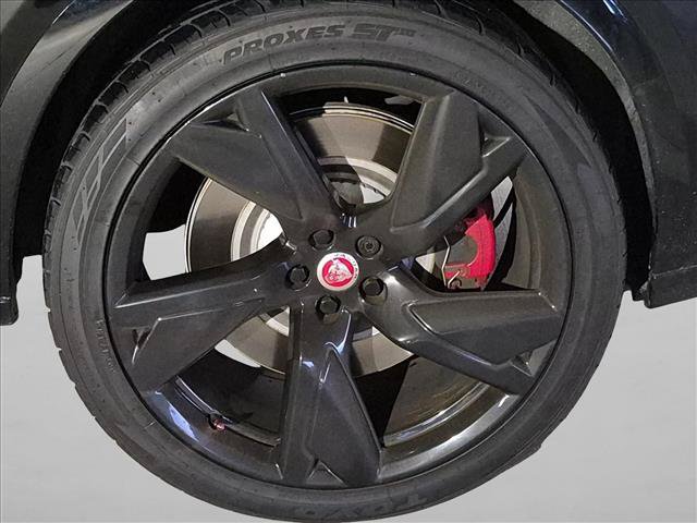 Used 2022 Jaguar F-PACE SVR AWD/4WD image 15