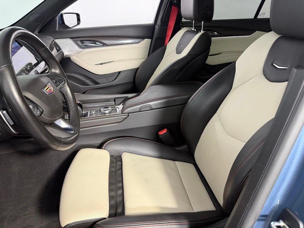 Used 2023 Cadillac CT5 V w/ Premium Package RWD image 23