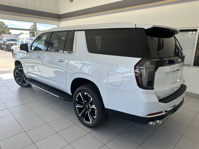 New 2026 Chevrolet Suburban Premier w/ Sun And Tow Package image 6