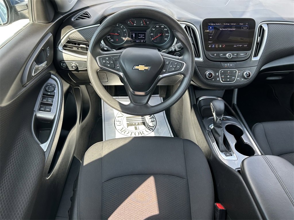 Used 2024 Chevrolet Malibu LT image 13