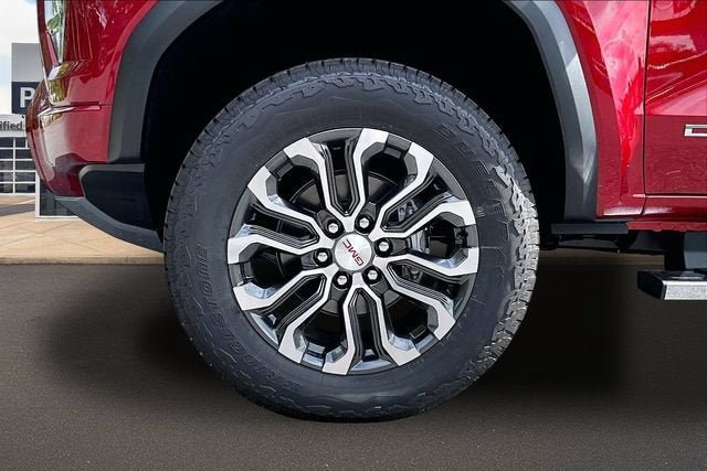 New 2026 GMC Canyon Denali AWD/4WD image 13